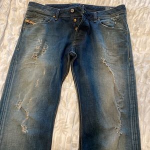 Diesel 38x32 stressed